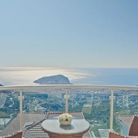 Qoople Tepe With Infinity Pool And Panoramic View Alanya