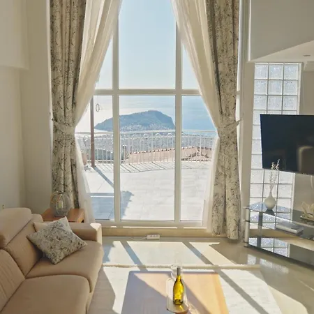 Qoople Tepe With Infinity Pool And Panoramic View Alanya