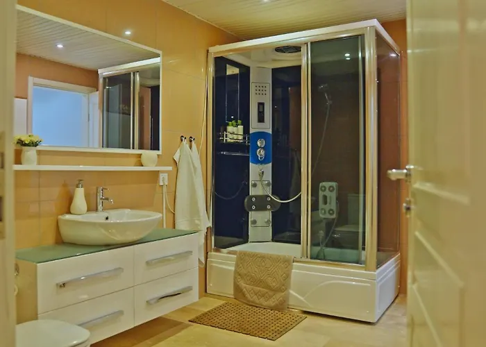 Villa Qoople Tepe With Infinity Pool And Panoramic View