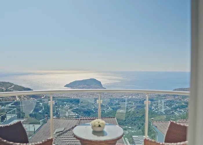 Qoople Tepe With Infinity Pool And Panoramic View ألانيا