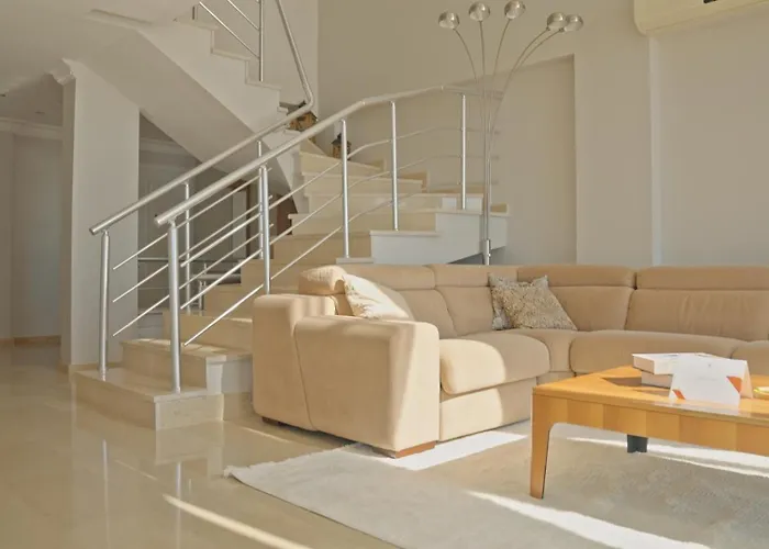 Villa Qoople Tepe With Infinity Pool And Panoramic View